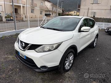 Nissan Qashqai 1.5 dCi DPF Tekna