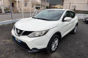 Nissan Qashqai 1.5 dCi DPF Tekna