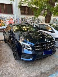 Mercedes GLA 220 Premium - 4matic