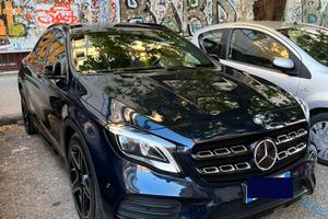 Mercedes GLA 220 Premium - 4matic