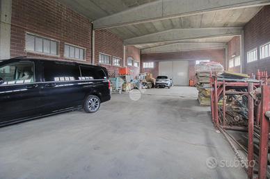 CAPANNONE A CASTELCOVATI