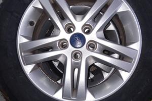 Cerchi in lega ford 16+ gomme invernali