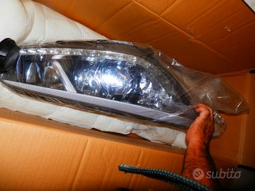Kia Ceed  JD.FARO DESTRO NUOVO LED H7  2012/2018
