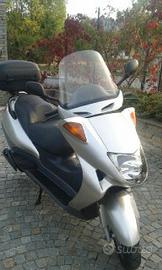 Scooter Honda Pganteon 