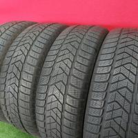 215 65 17 Gomme Pirelli Invernali 60-70% 215 65R17