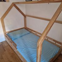Letto a capanna per bimbi