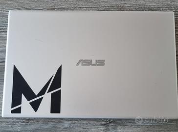 ASUS VivoBook 15