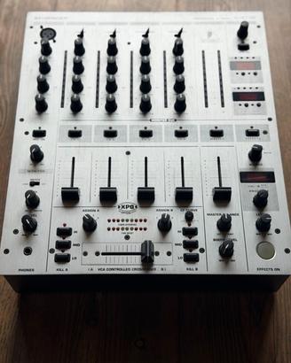 Behringer professional dj mixer DJX 700