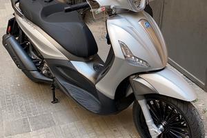 Piaggio benerly 300 i