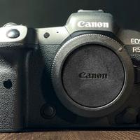 Canon EOS R5 + RF 24-105 F4 L IS USM