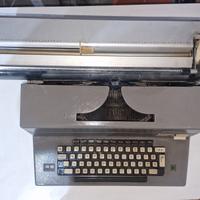 Macchina da scrivere Olivetti 