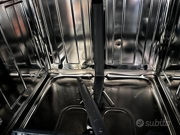 Lavastoviglie Candy incasso 12 coperti -