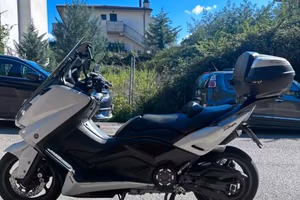 Yamaha T Max 530