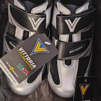 Scarpe Vittoria Junior.