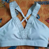 Top Nike tg M