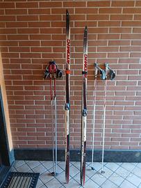 sci e scarponi atomic