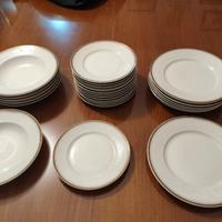 set piatti manifattura porcellane royal anni 1960