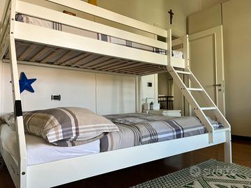 Letto 3 piazze a castello con materassi