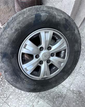 Cerchi e gomme 265/70 r16