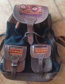 ZAINO VERO CUOIO VERA PELLE E RICAMI ETNICI