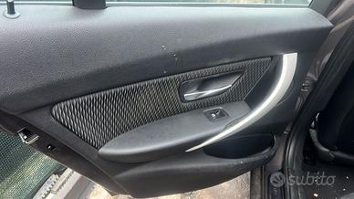 Alzavetro sx BMW 320 F30 berlina 2016