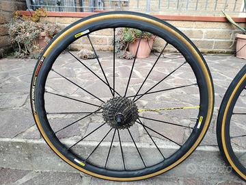 Ruote. Mavic Ksyrium. Pro Exalith.