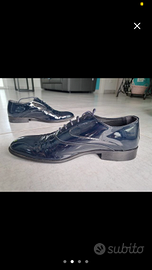 Scarpe in vernice da cerimonia