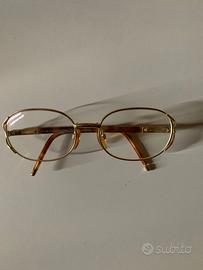 Occhiali di marca prestigiosa