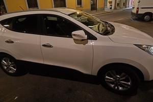 Hyundai ix35  1.7 crdi bianca 