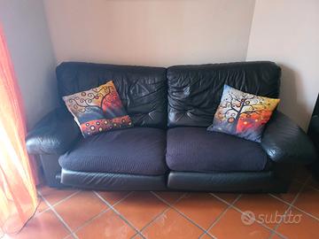 Divano letto in pelle