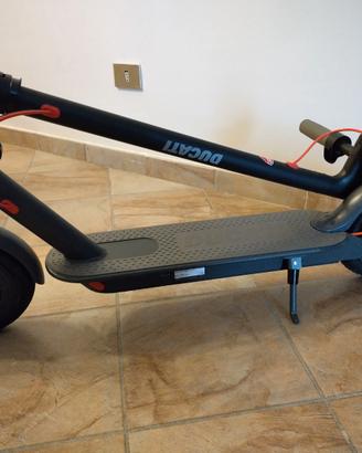 MONOPATTINO ELETTRICO DUCATI PRO-I PLUS