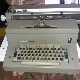 Macchina da scrivere