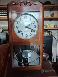 orologio a pendolo 