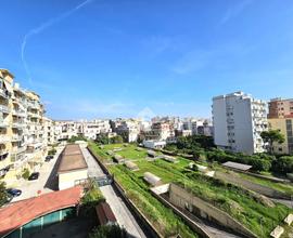 3 LOCALI A TORRE ANNUNZIATA