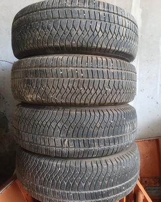 GOMME 235/70/16 4 stagioni