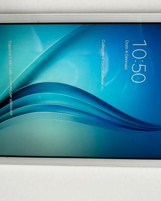 Samsung Galaxy Tab E SM-T560