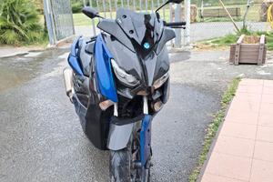 Yamaha X-Max 125 - 2017