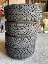 Gomme termiche RIKEN SNOW 215/50/18 M+S