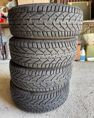 Gomme termiche RIKEN SNOW 215/50/18 M+S