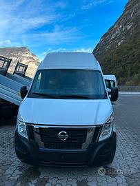 Nissan Interstar