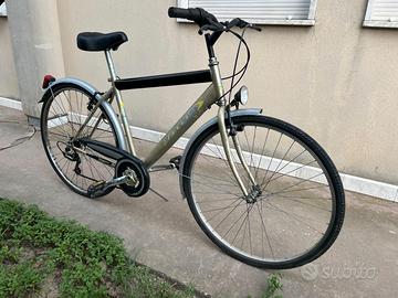 BICICLETTA CITY BIKE SHADOW