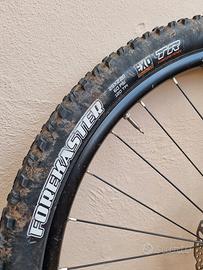 Maxxis Forekaster 29x2.25 