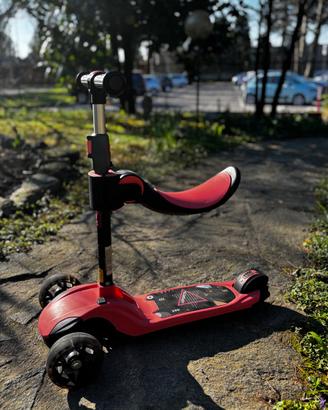 monopattino a 3 ruote per bambini