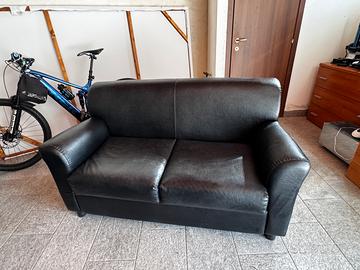 Divano due posti
