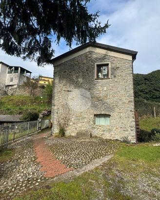 CASA INDIPENDENTE A SESTA GODANO