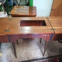 Mobiletto per macchina da cucire o mobiletto