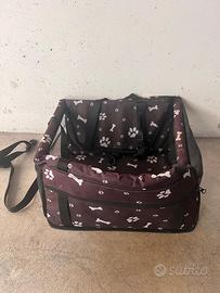 Seggiolino per cane fino 10 kg.