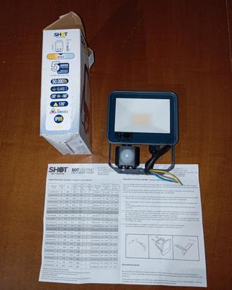 Faretto esterno Led con sensore 