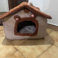 Cuccia in caldo cotone a forma di casa