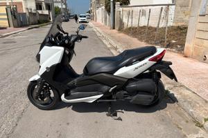 X-Max 125